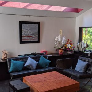 あまりに雨、風が強い時はここで、BBQをお願いします